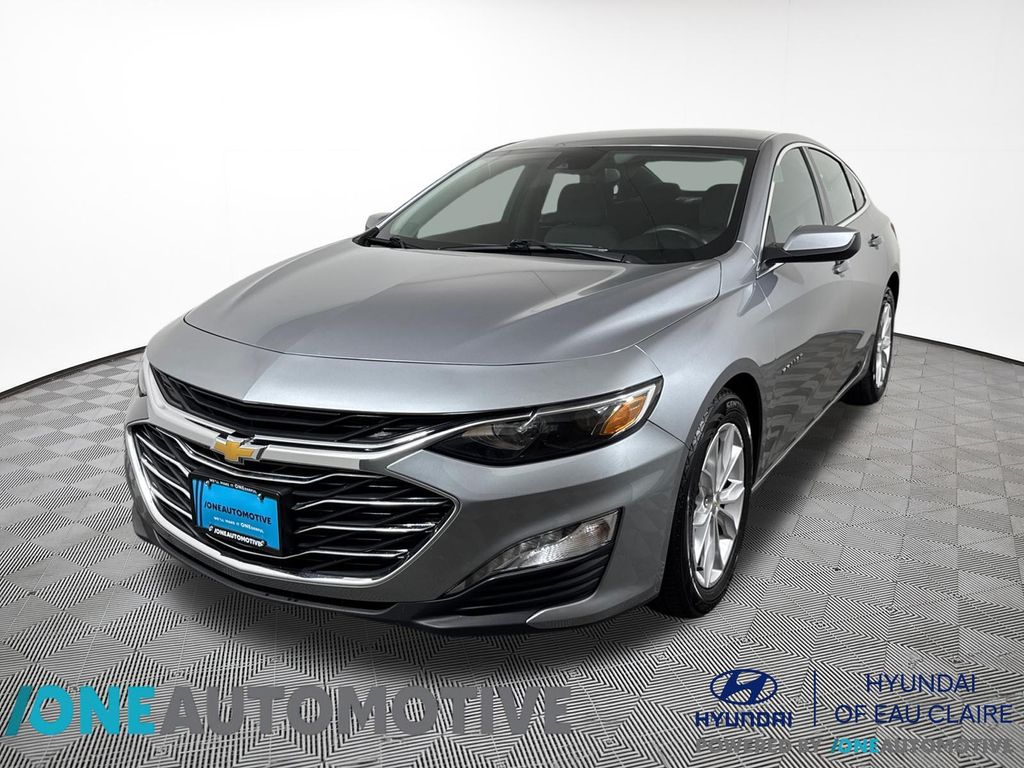 Sterling Gray Metallic 2024 Chevrolet Malibu Sedan Front-Wheel Drive Continuously Variable Transmission