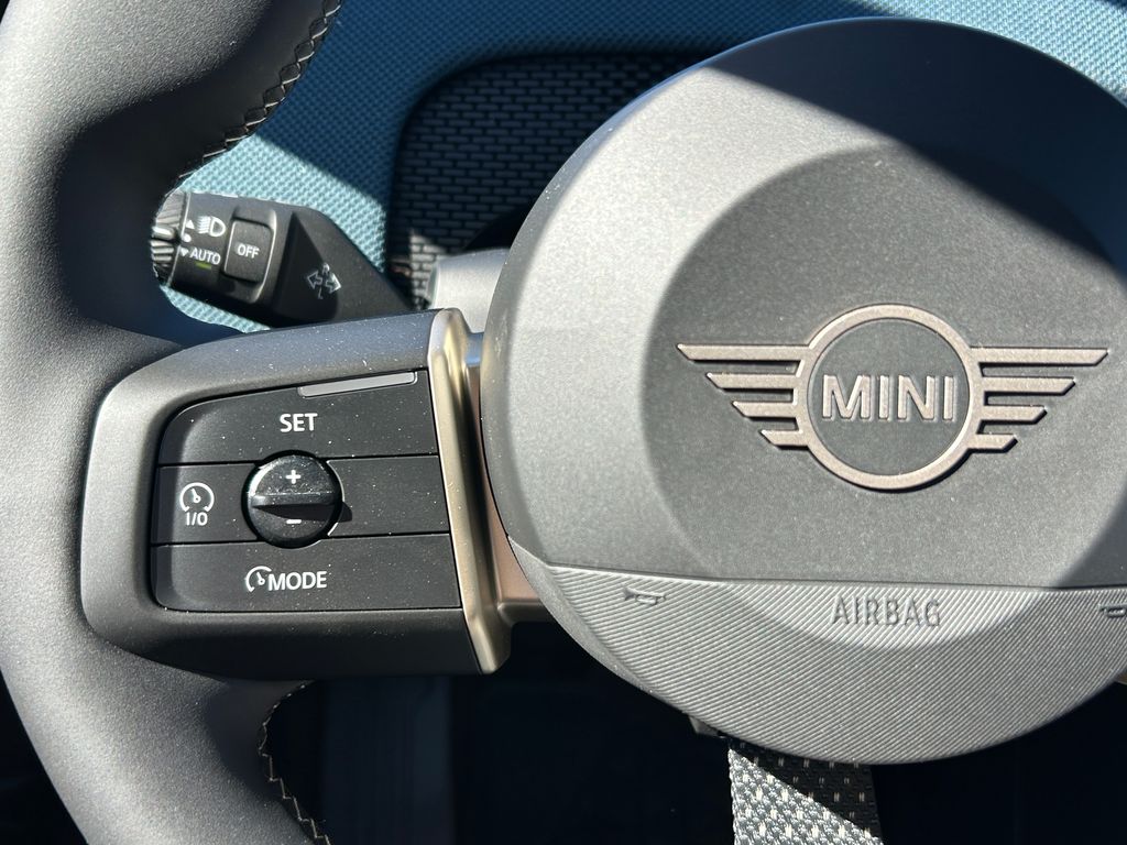 Thumbnail: 2025 MINI Cooper Countryman - 19