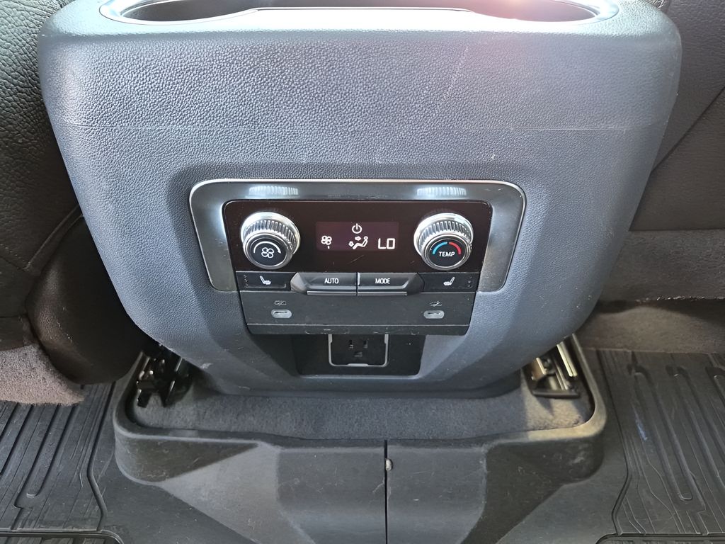 Used Car 2022 Gmc Yukon Xl  Denali For Sale Under $50,000 In Austin, Texas