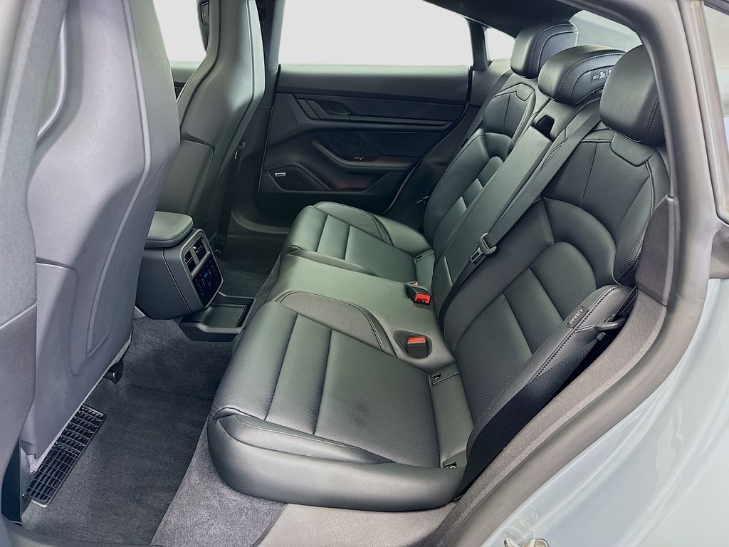 Thumbnail: 2024 Porsche Taycan - 20