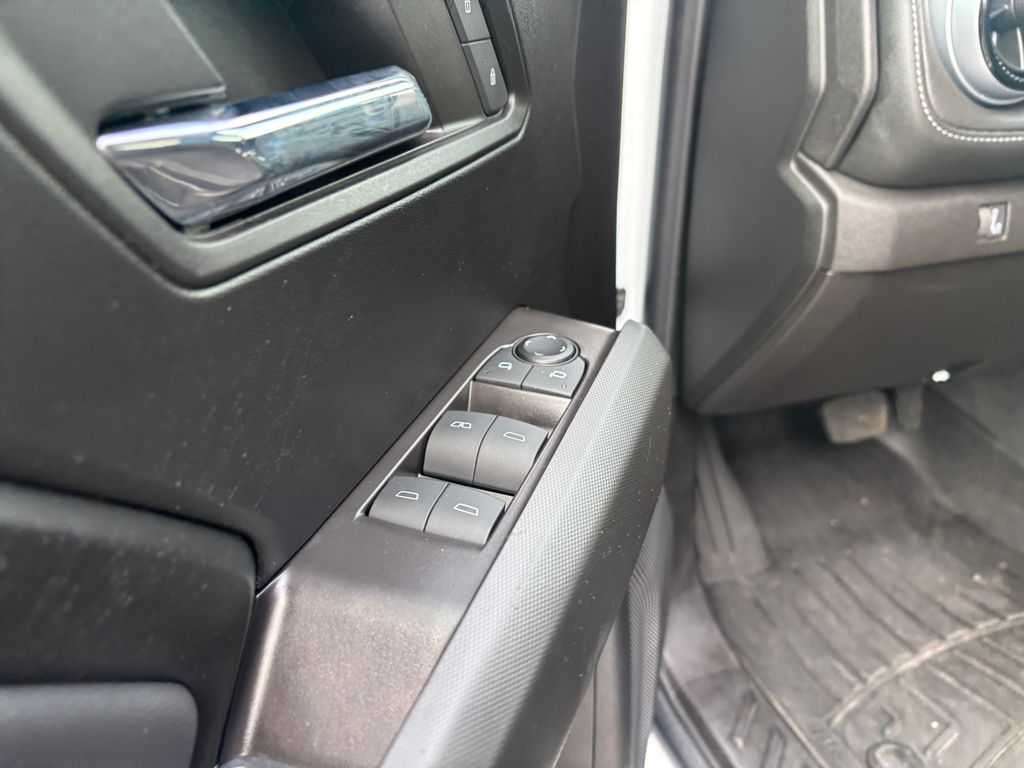 Used Car 2024 Chevrolet Colorado  Lt For Sale Under $35,000 In Austin, Texas