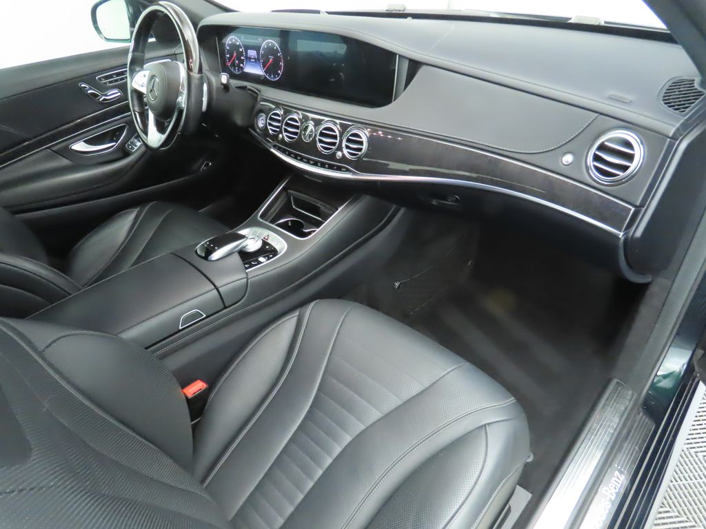 2018 Mercedes-Benz S-Class S 560 18
