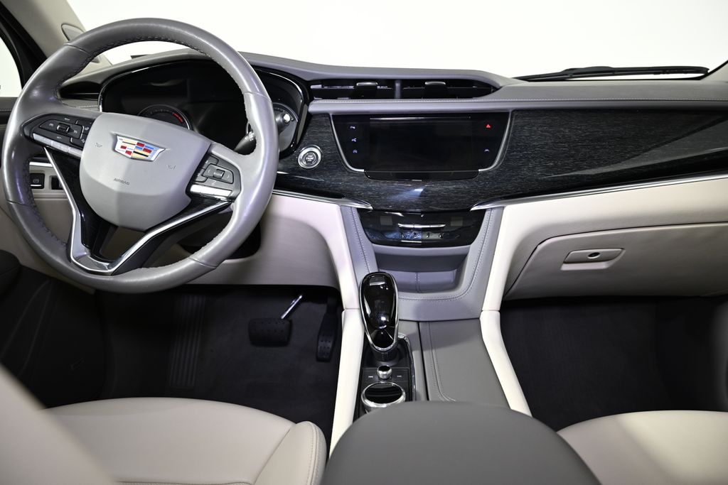 2021 Cadillac XT6 Premium Luxury 16