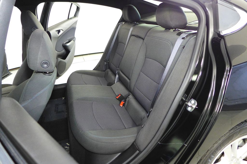 Thumbnail: 2018 Chevrolet Cruze - 20