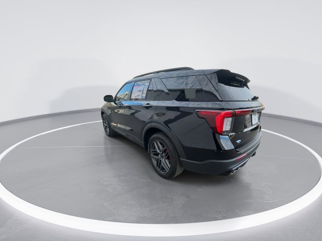 New 2026 Agate Black Metallic Ford ST image 6
