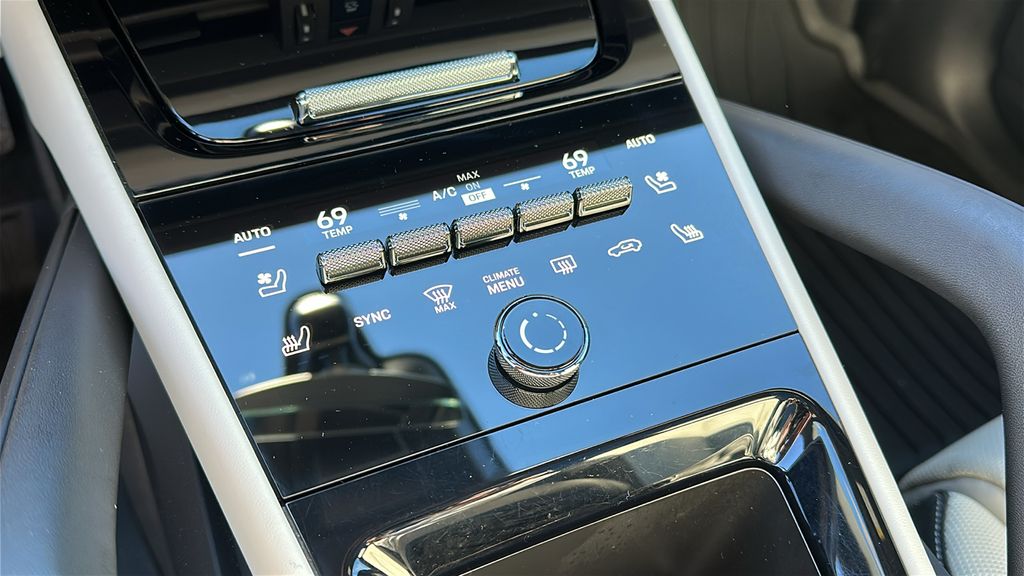 used 2024 Porsche Cayenne Coupe car, priced at $79,999