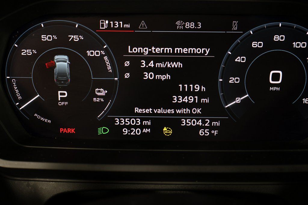 Thumbnail: 2023 Audi Q4 e-tron - 16