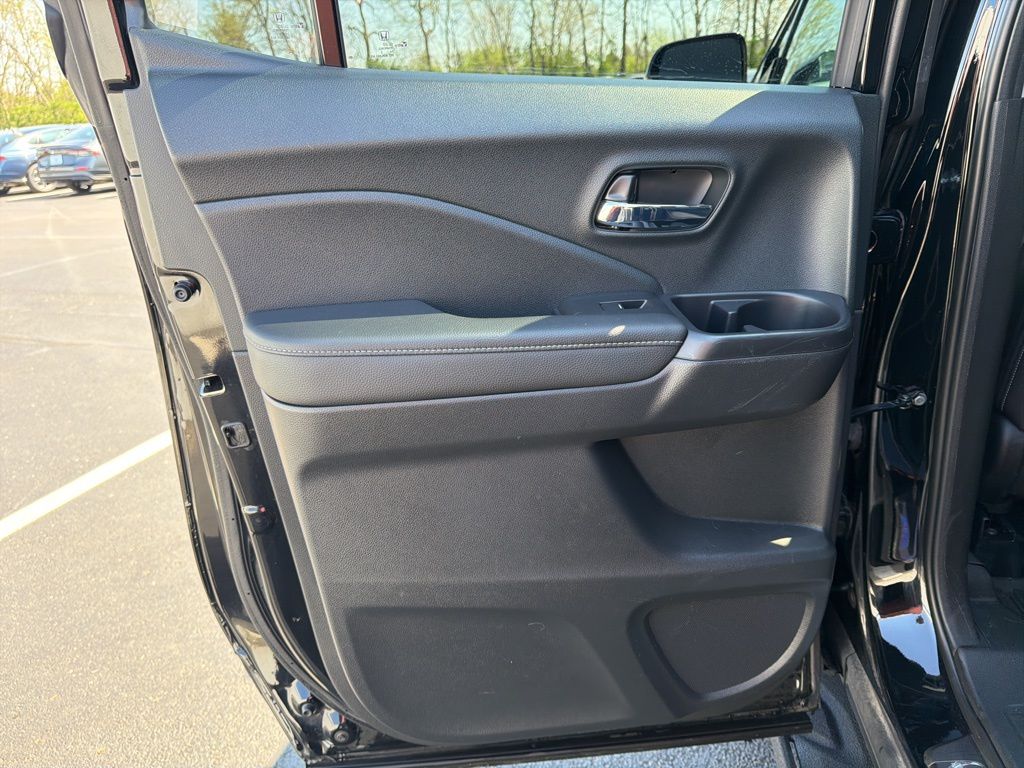 Thumbnail: 2023 Honda Ridgeline - 20