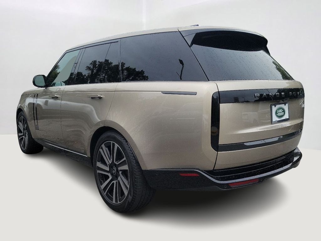 2023 Land Rover Range Rover SE 7