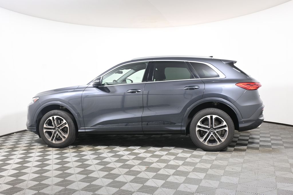 Thumbnail: 2025 Audi Q5 - 2