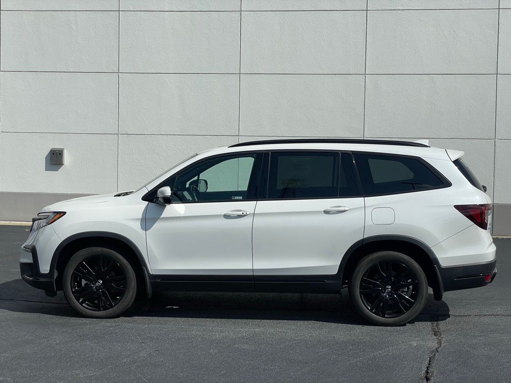Thumbnail: 2022 Honda Pilot - 2