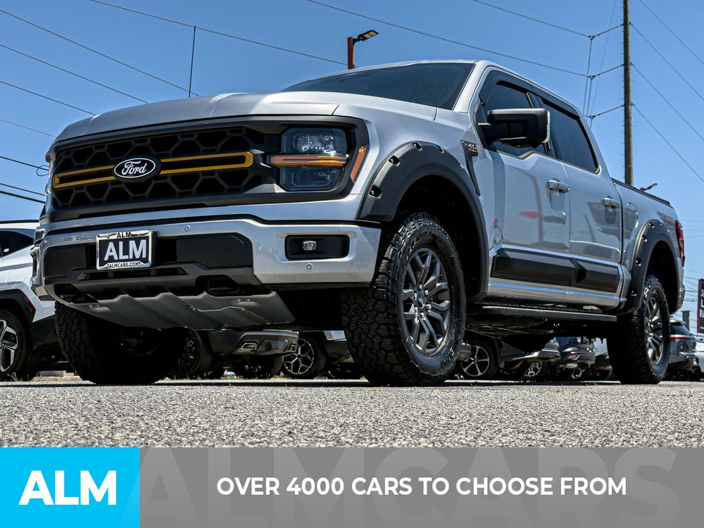 Used 2024 Silver Ford Tremor image 2