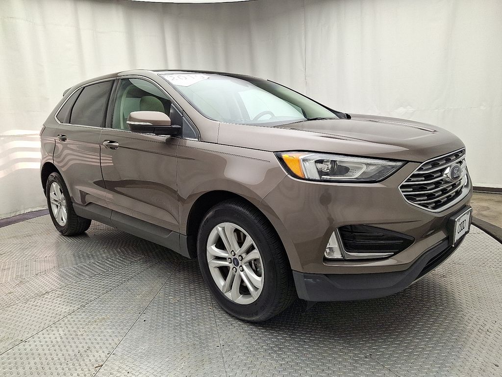 Thumbnail: 2019 Ford Edge - 3
