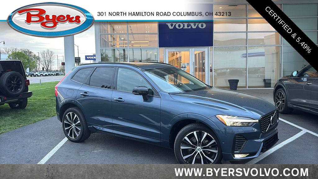 2024 Volvo XC60 B5 Plus Dark Theme AWD