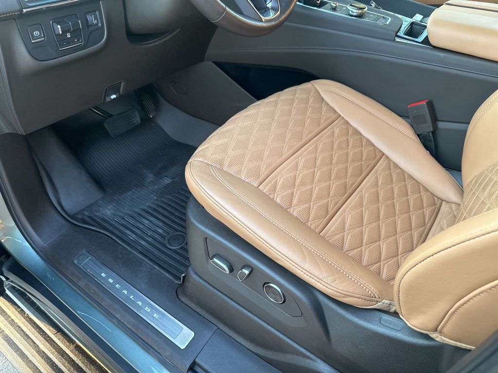 Used Car 2023 Cadillac Escalade  Premium Luxury For Sale Under $80,000 In Austin, Texas