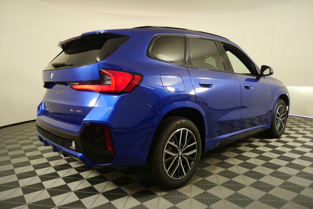 Thumbnail: 2025 BMW X1 - 3