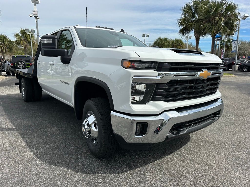 2024 Chevrolet Silverado 3500HD LT 10