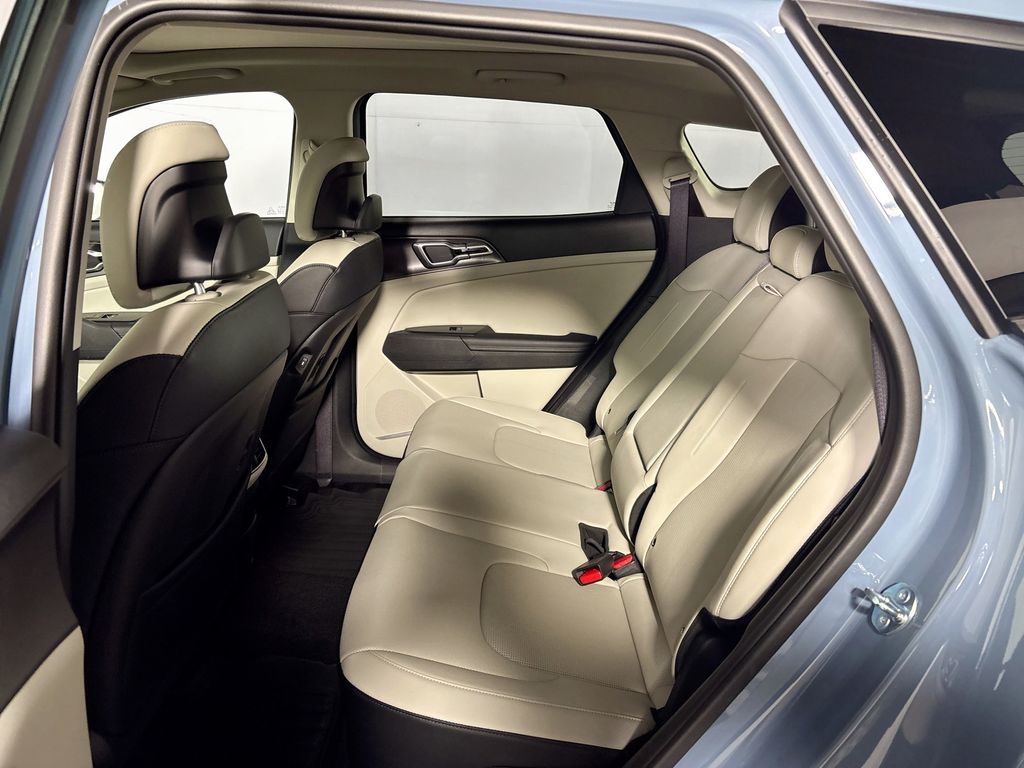 2026 Kia Sportage Hybrid EX