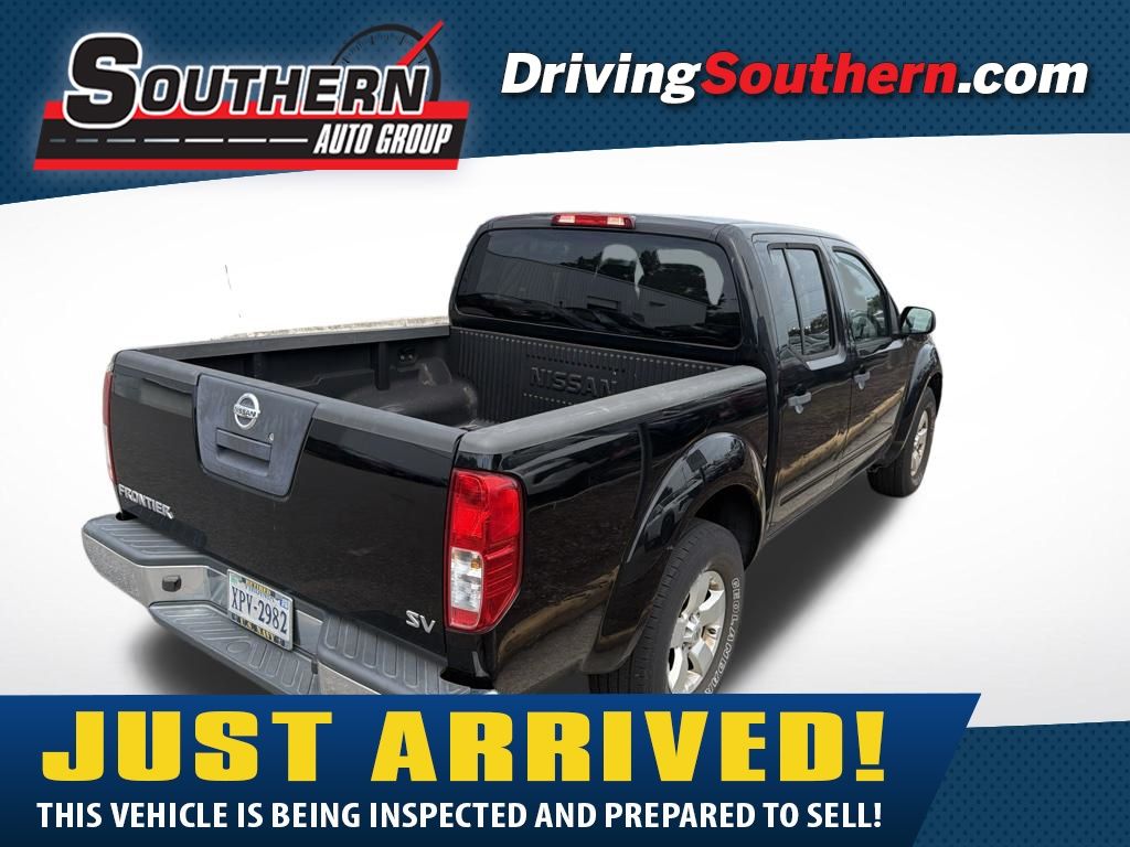 Super Black Metallic 2012 Nissan Frontier Pickup Truck 4X2 5-Speed Automatic Overdrive