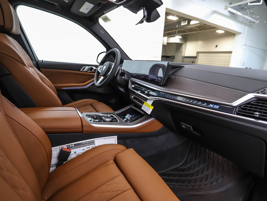 Thumbnail: 2026 BMW X5 - 30