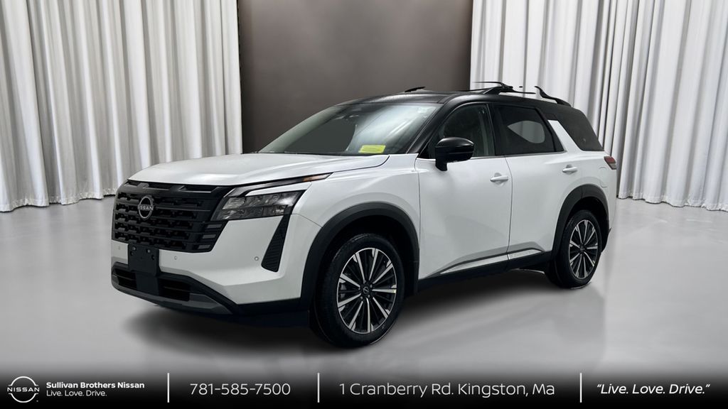 Everest White Pearl/Black 2026 Nissan Pathfinder SUV / Crossover All-Wheel Drive 9-Speed Automatic