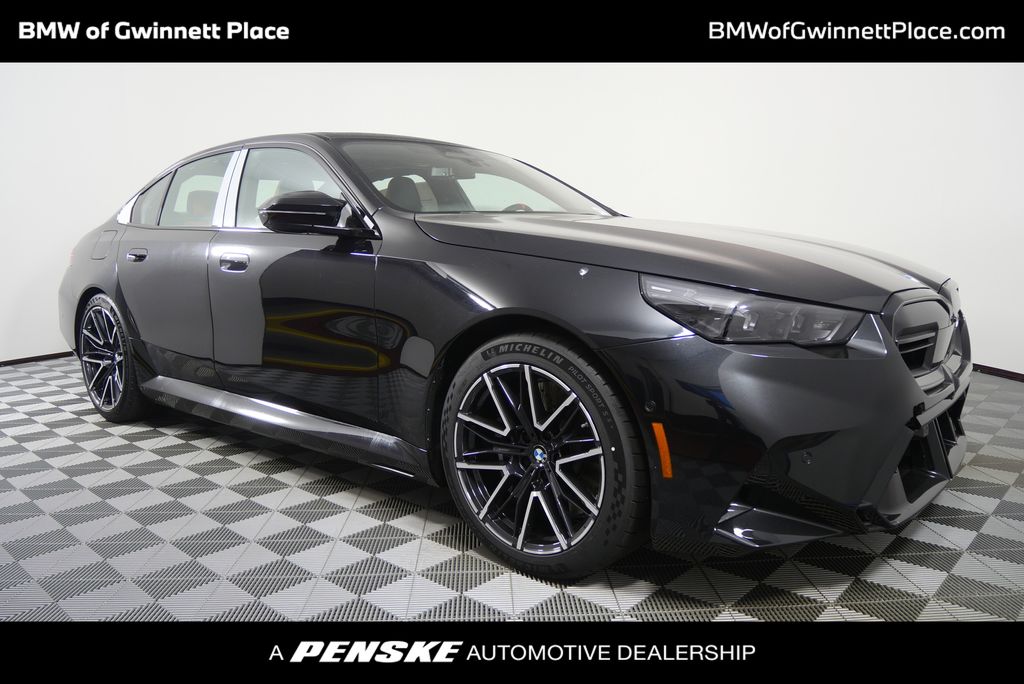 Thumbnail: 2026 BMW M5 - 1