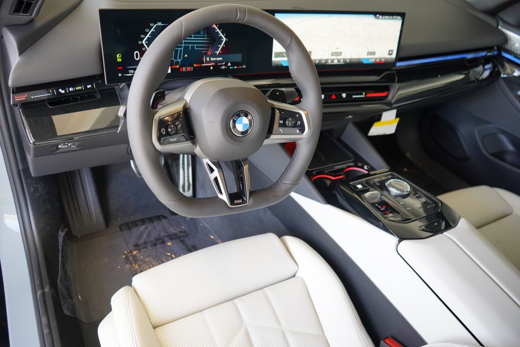 Thumbnail: 2026 BMW 5 Series - 13