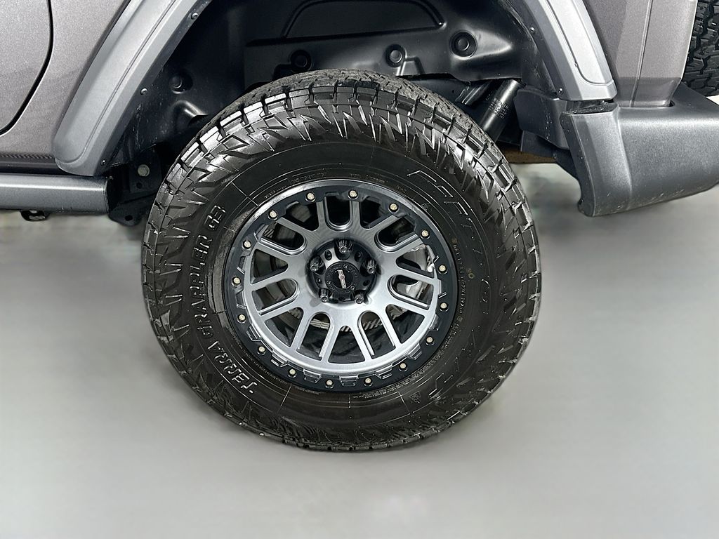 Used 2025 Gray Jeep Sport image 34