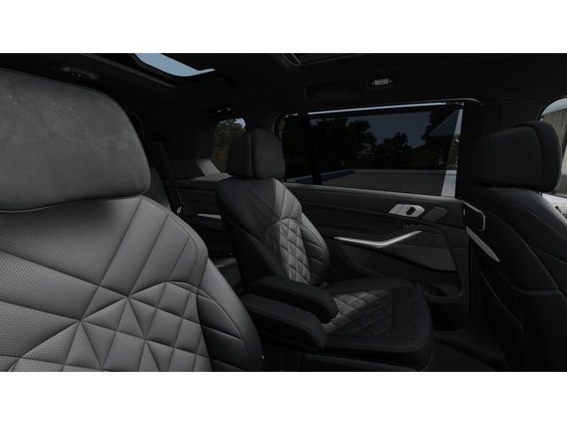 Thumbnail: 2026 BMW X7 - 12