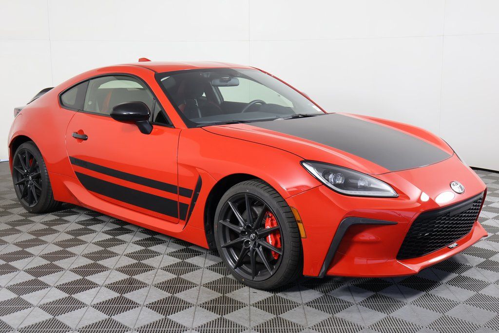 Thumbnail: 2024 Toyota GR86 - 3