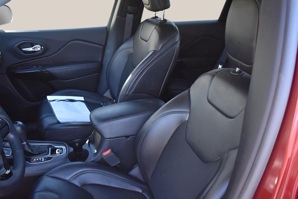 Used Car 2020 Jeep Cherokee  Altitude For Sale Under $20,000 In Austin, Texas