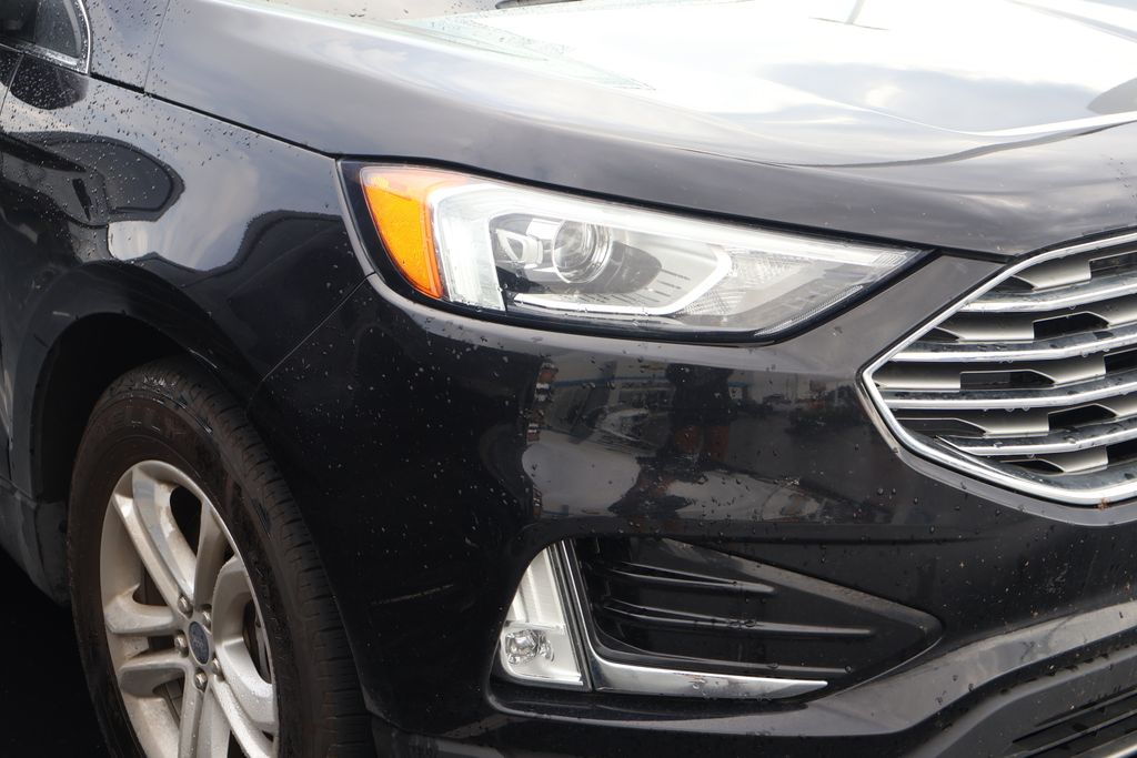 Thumbnail: 2020 Ford Edge - 4