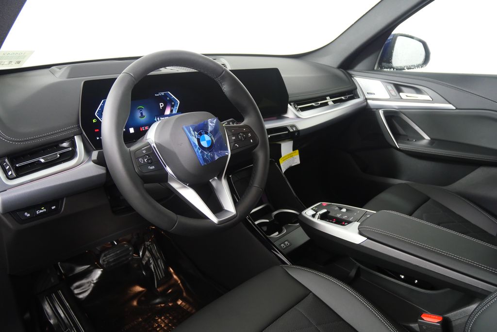 2025 BMW X1 xDrive28i 13