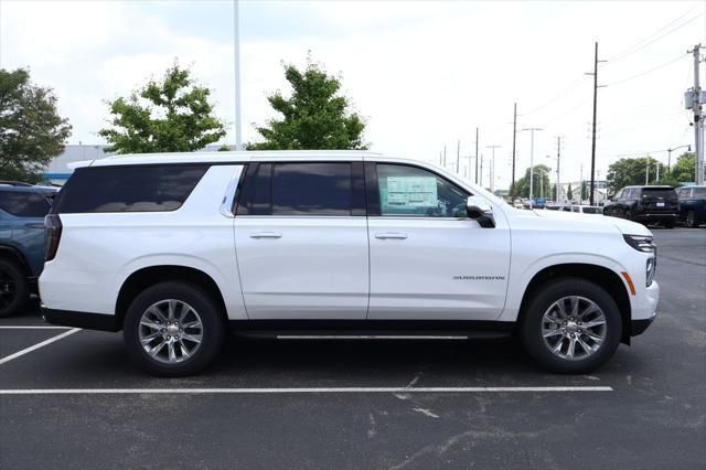 Thumbnail: 2025 Chevrolet Suburban - 7