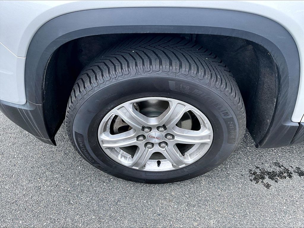 2019 GMC Acadia — photo 7