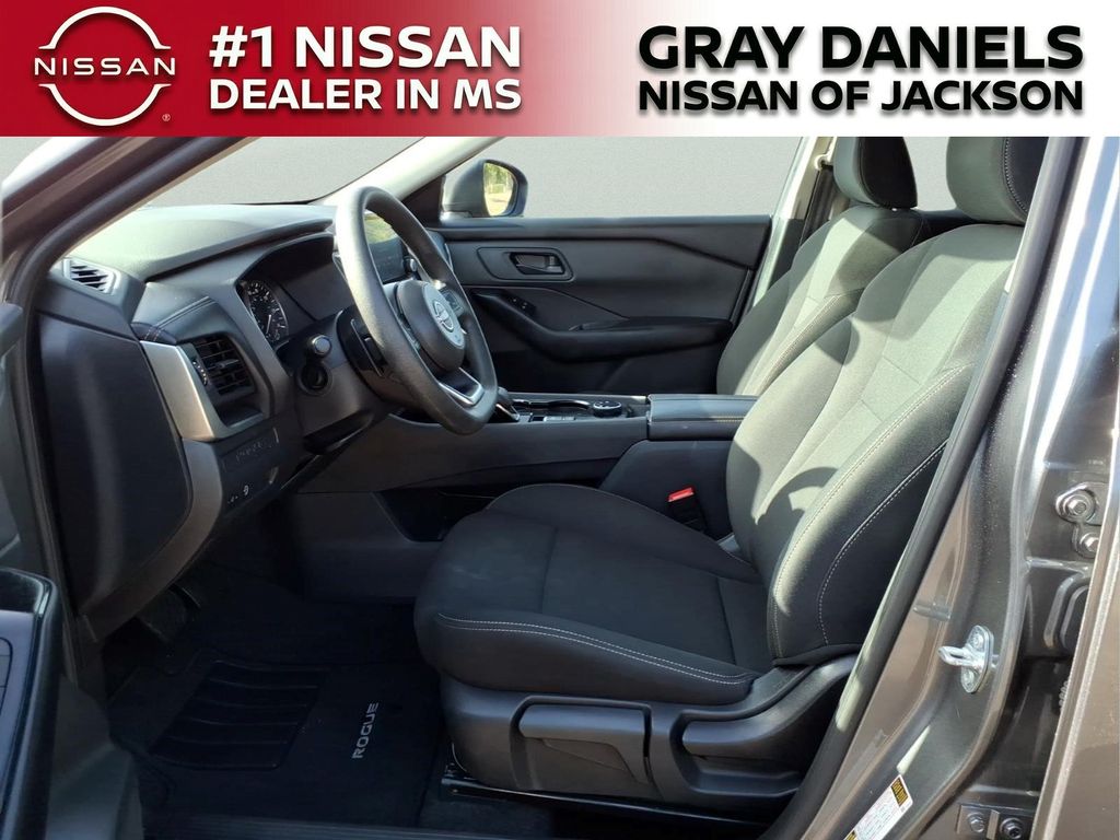 Used 2024 Nissan Rogue SUV