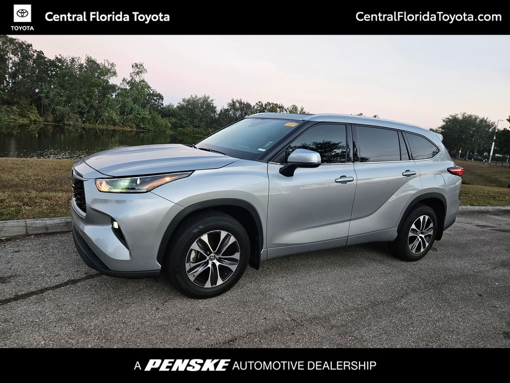 2021 Toyota Highlander XLE -
                Orlando, FL