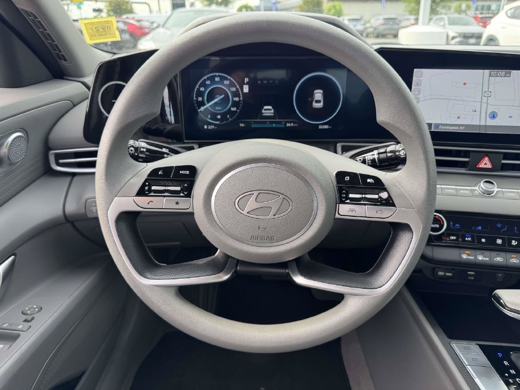 Used 2024 Hyundai Elantra Sedan