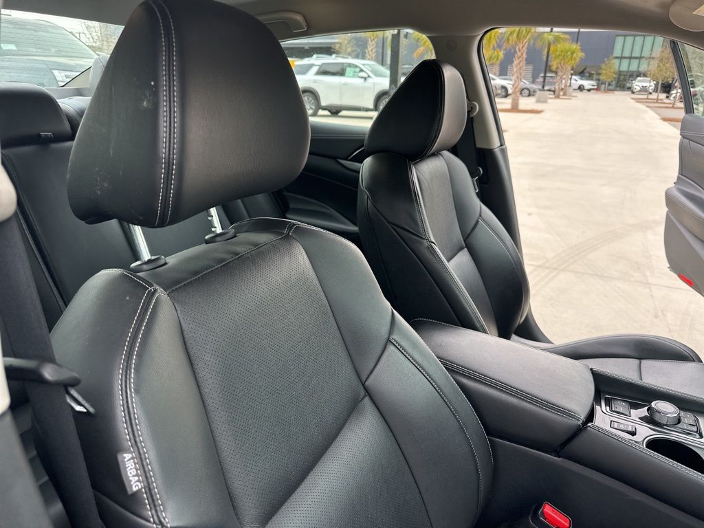 2023 Deep Blue Pearl Nissan Maxima SV FWD Sedan