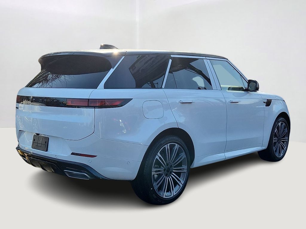 Thumbnail: 2026 Land Rover Range Rover Sport - 3