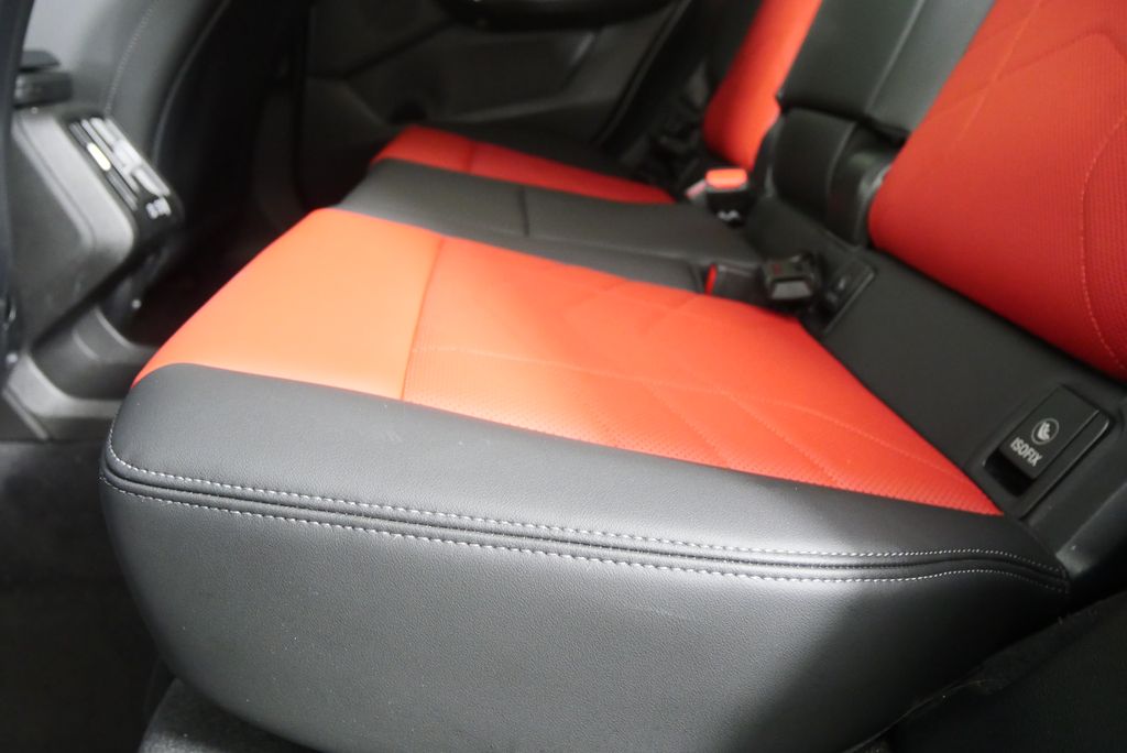 Thumbnail: 2025 BMW X2 - 14