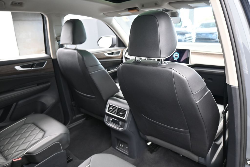 Used 2025 Gray Volkswagen 2.0T SEL Premium R-Line image 45