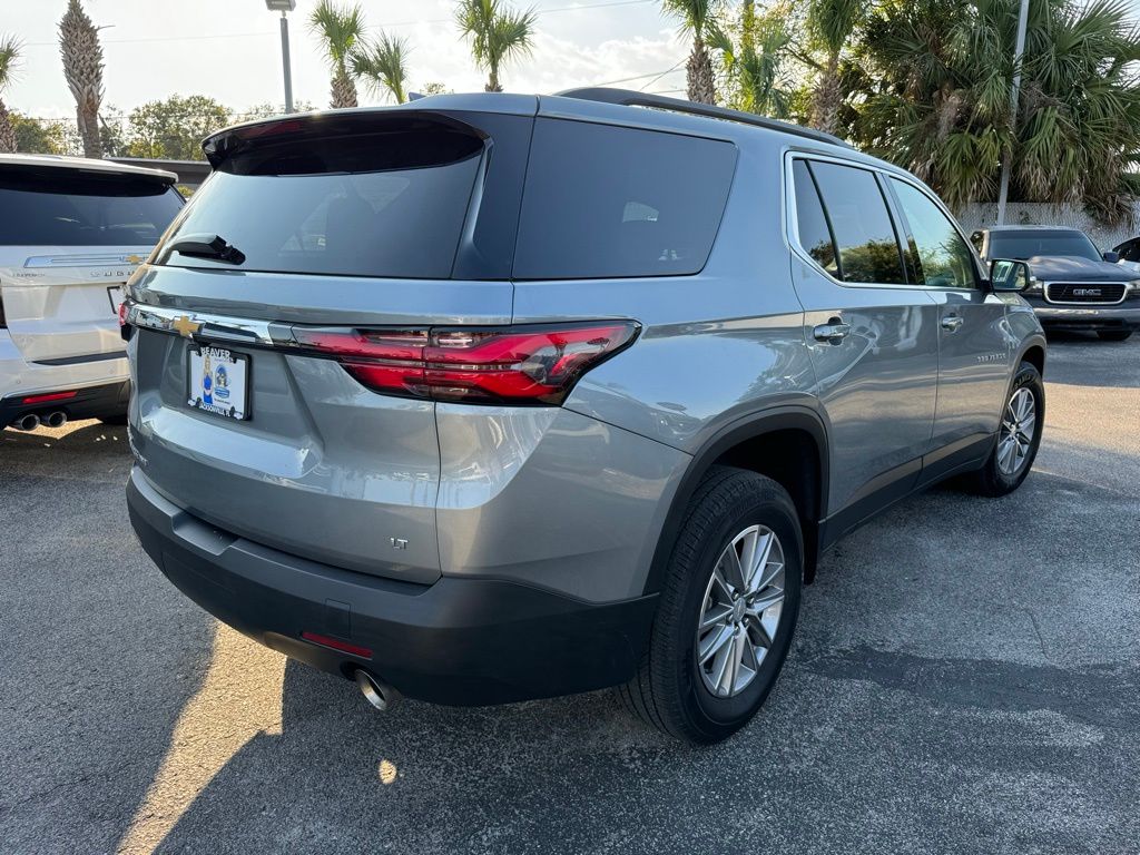 2023 Chevrolet Traverse LT 8