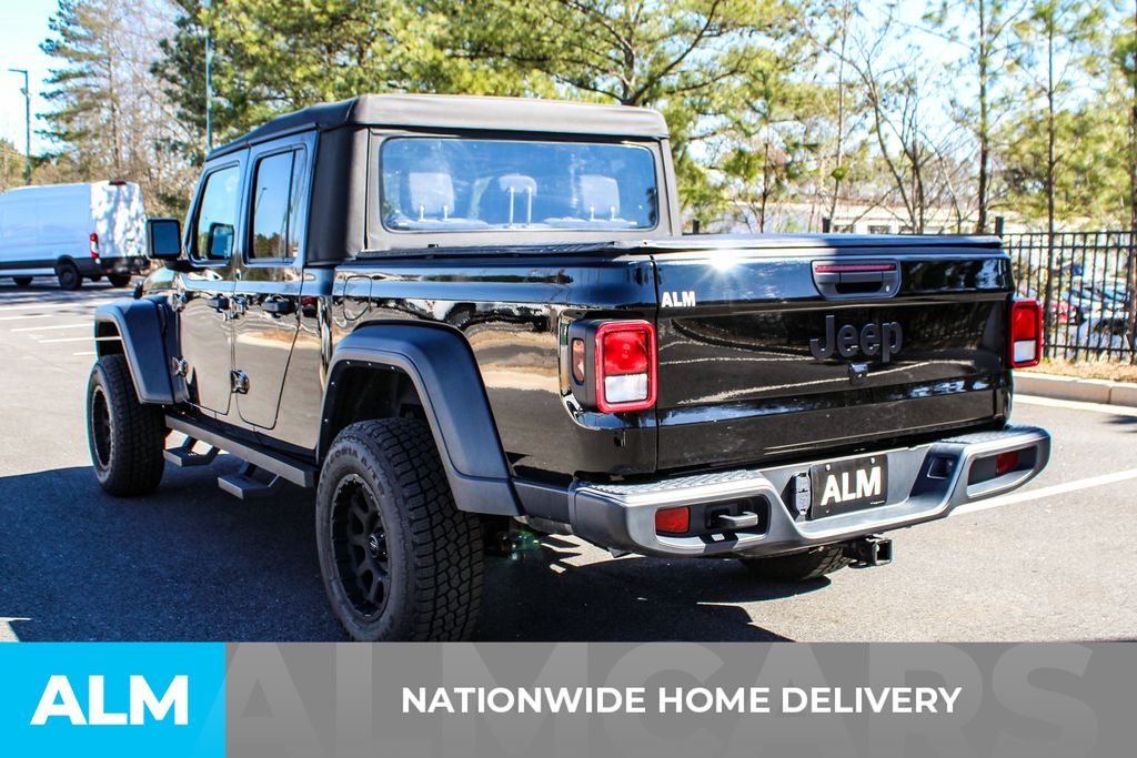 2022 Jeep Gladiator Sport photo 4