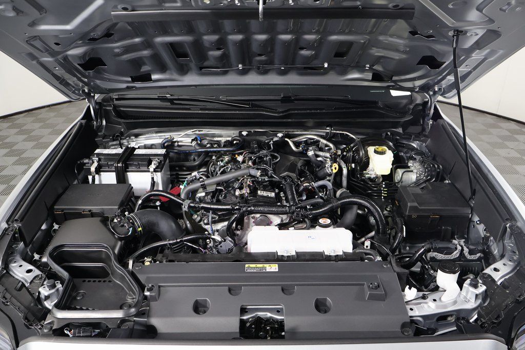 Thumbnail: 2025 Toyota Tacoma - 9