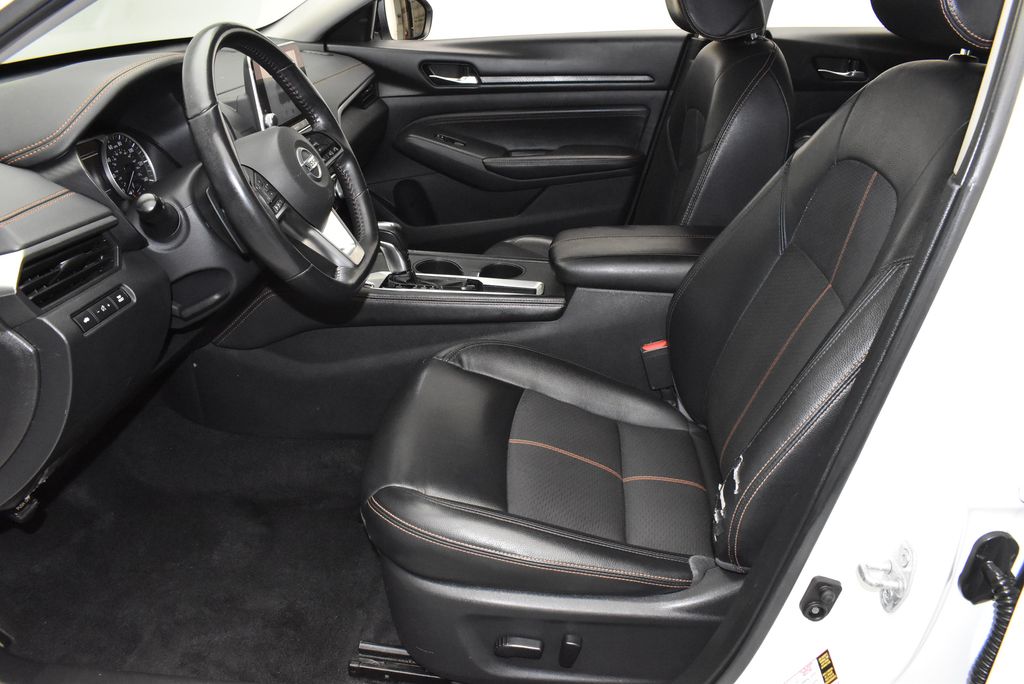 Thumbnail: 2020 Nissan Altima - 13