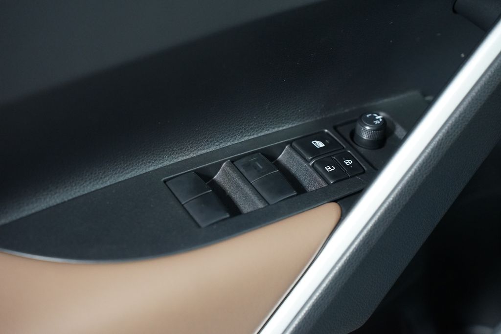 Thumbnail: 2026 Toyota Corolla Cross - 30