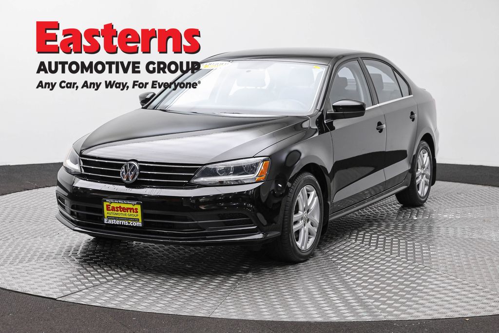 Black 2017 Volkswagen Jetta Sedan Front-Wheel Drive 5-Speed Manual