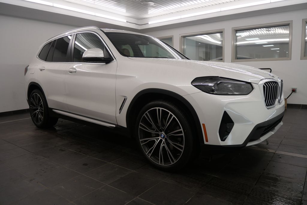 2022 BMW X3 sDrive30i 8