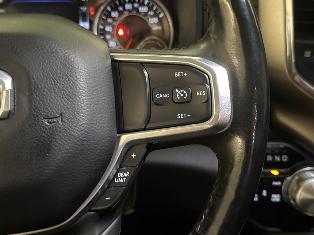 Used 2019 Black Ram Laramie image 22